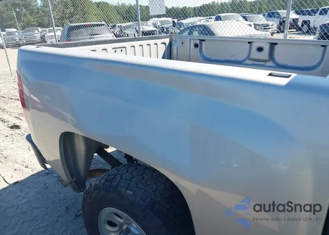 2008 Chevrolet Silverado 1500 Ls из США, поврежденный, VIN 2GCEC13C081328320